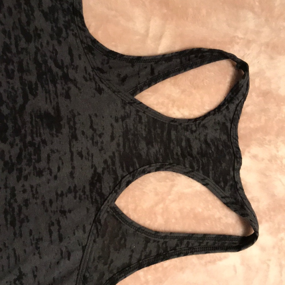 Running tank - Picture 4 of 4